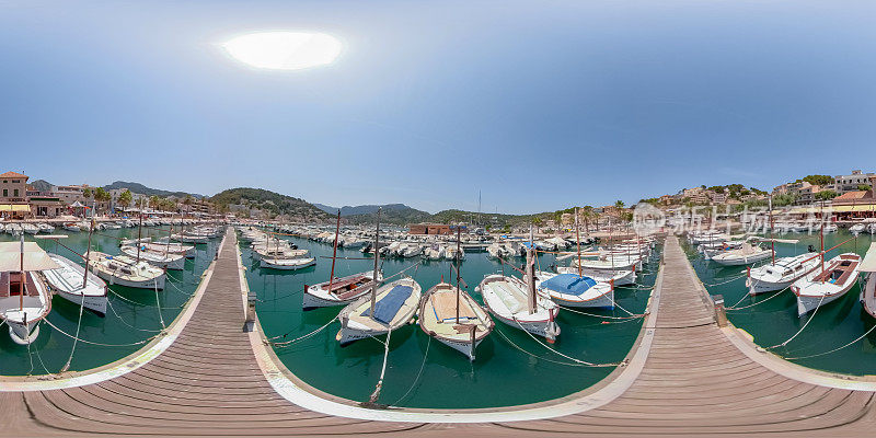 从西班牙马略卡/巴利阿里群岛的索勒港到帆船停泊港的360度虚拟现实视图